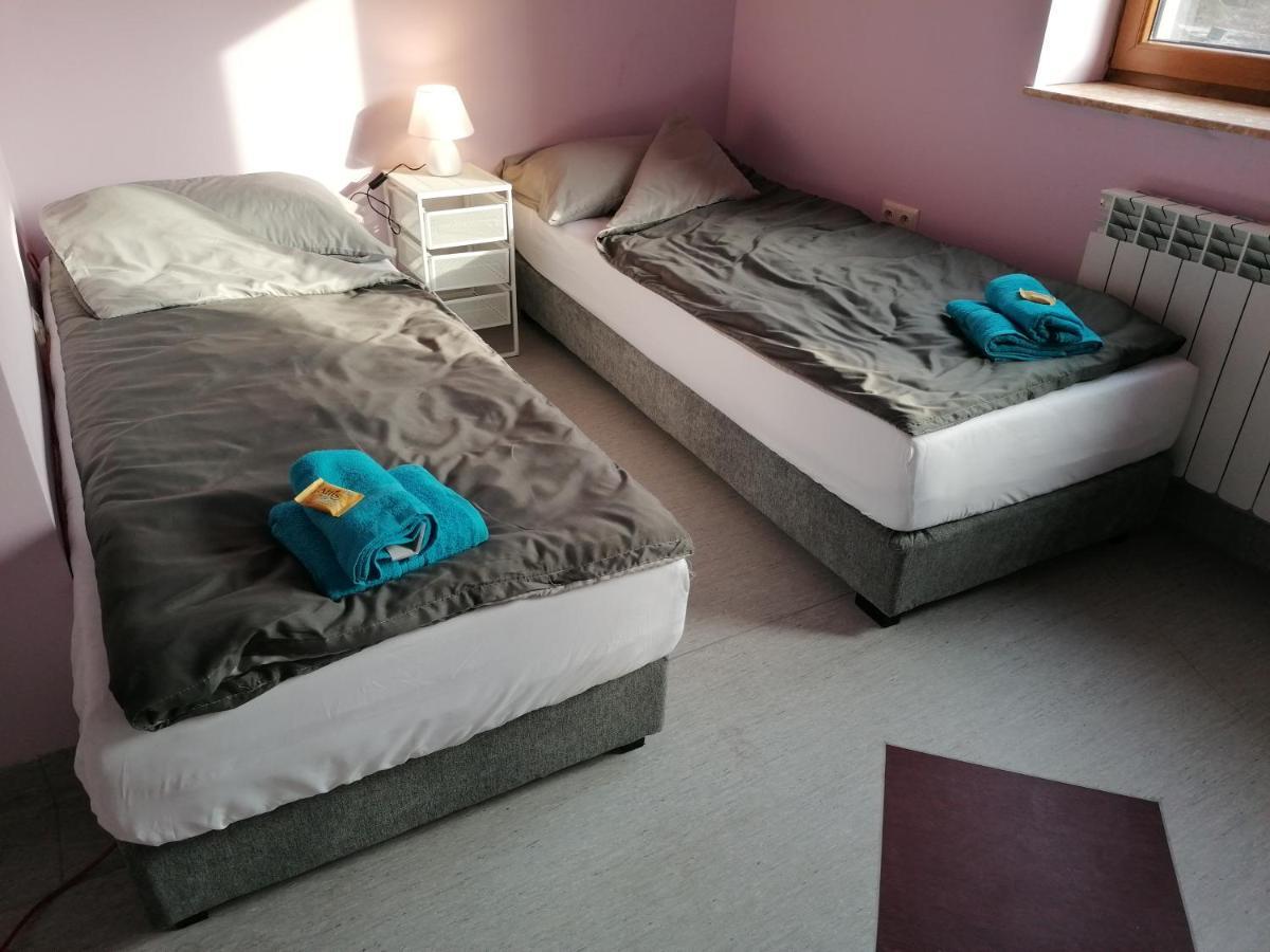 Krakowiacy I Slazacy-Noclegi Libiaz Exterior foto